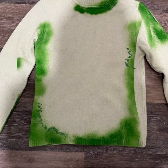 Ub-London (Art of Repair) Green Sweater - Picture 3 of 8